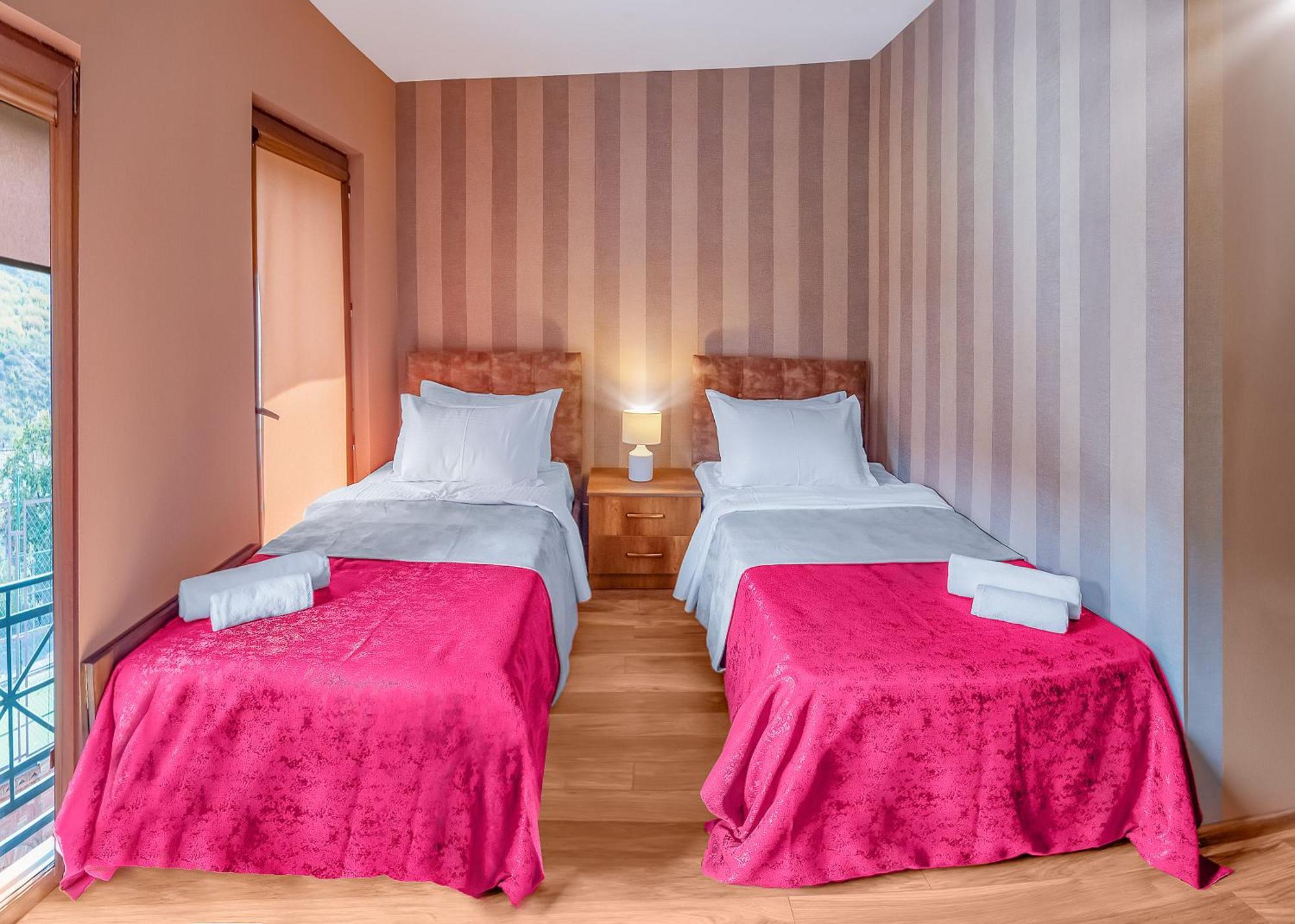 Hotel Dzvel Ubanshi Gori Exteriér fotografie