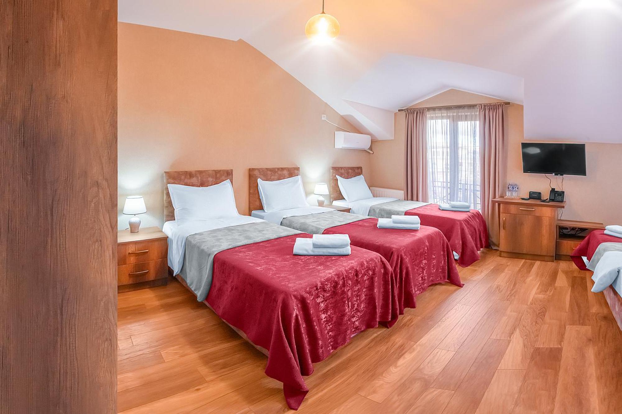 Hotel Dzvel Ubanshi Gori Exteriér fotografie
